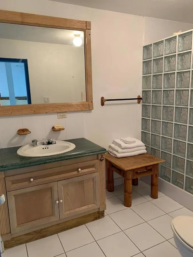Sandy Ground Village Edwards Inn 3*, Sandy Ground Village أنجويلا